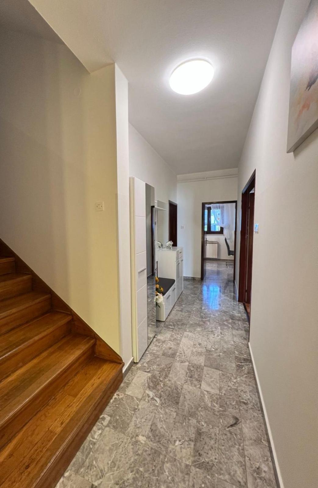 Apartment Tigo - 2 Bedrooms, 2 Bathrooms, Terrace And Big Garden 法扎纳 外观 照片