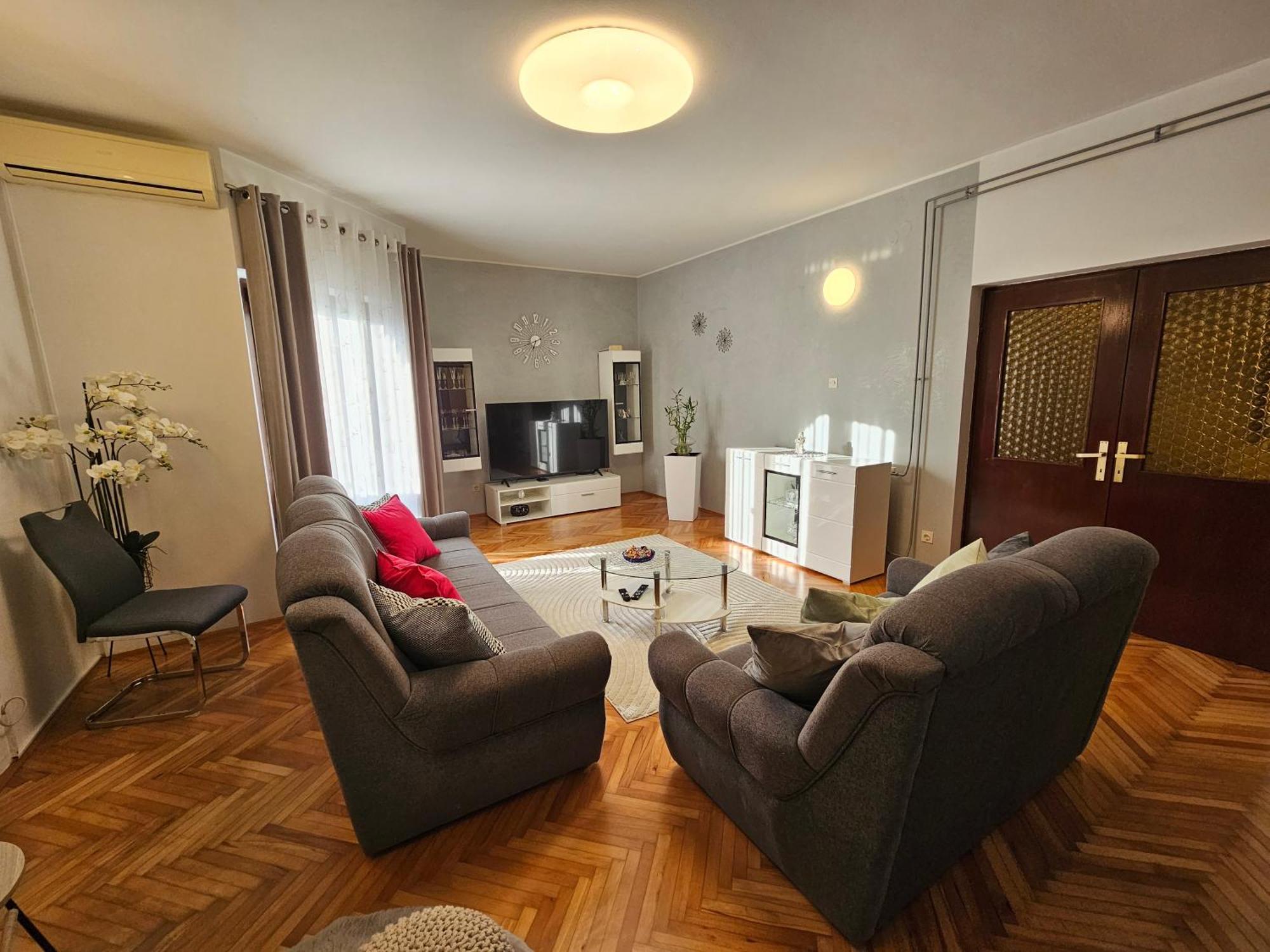 Apartment Tigo - 2 Bedrooms, 2 Bathrooms, Terrace And Big Garden 法扎纳 外观 照片